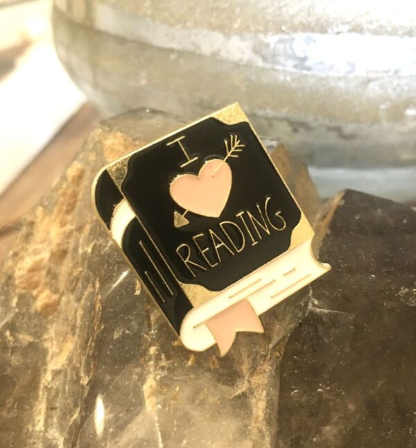 I Love Reading - Lapel Pin